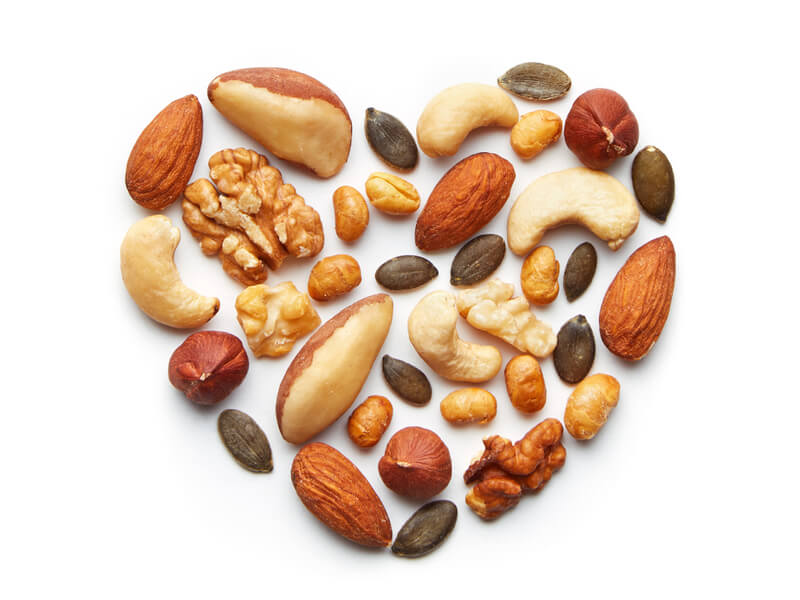 5 Benefits of Raw Nuts