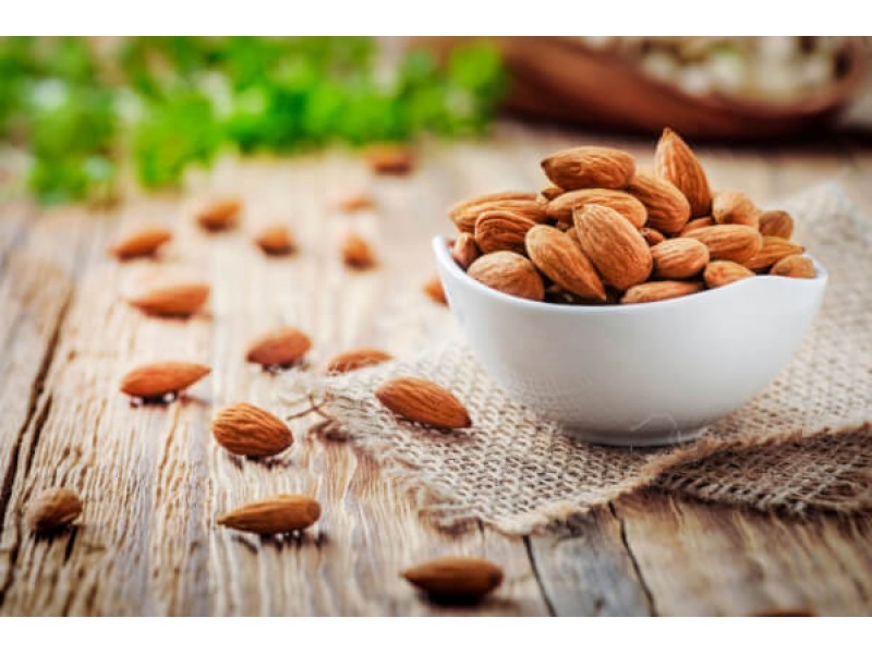 The Hidden Benefits of Almonds: Discover why These Simple Nuts Are a Superfood