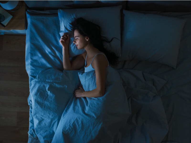 4 Ways to Naturally Improve Your Sleep